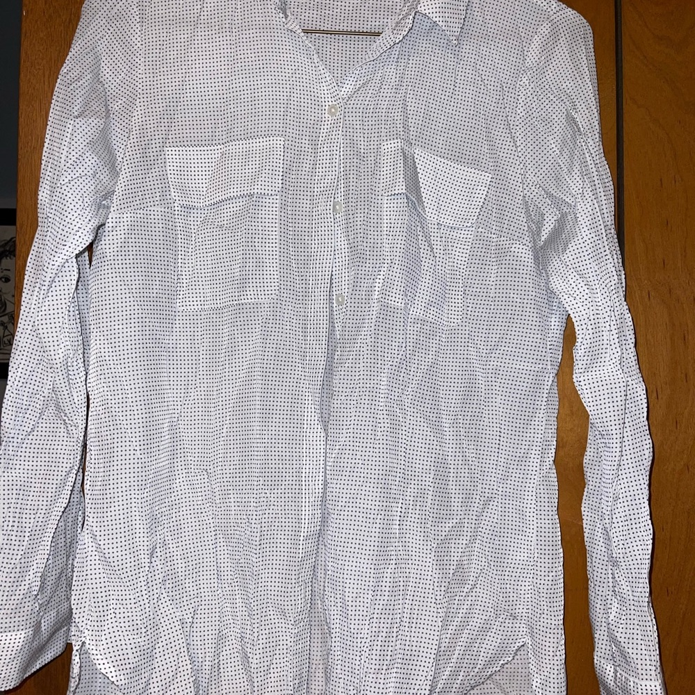 Express shirt/ simple polka dot